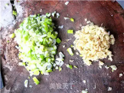 Make Wild-weed wheat-eat buns step 5