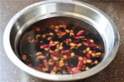Make Four meters, five beans, six fruit porridge step 4
