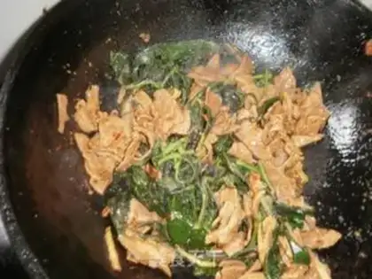 Make Pork gravy step 5