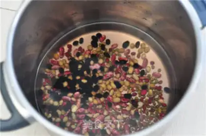 Make Four meters, five beans, six fruit porridge step 6
