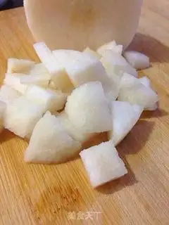 Make Pear green tea step 1