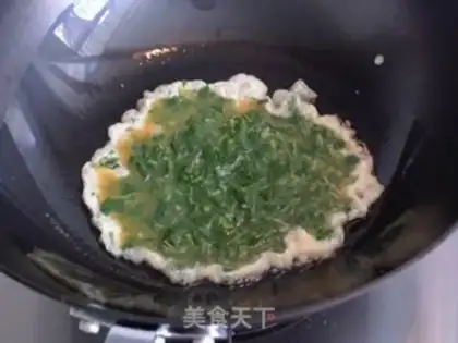Make Fried eggs step 4