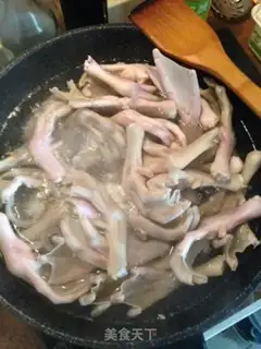Make Homemade duck palms step 3