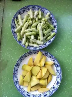 Make Potato beans step 0