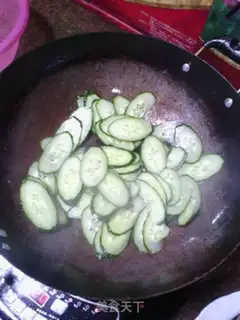 Make cucumber fried meat step 6