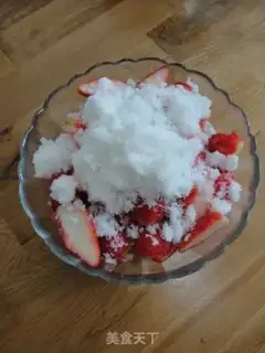 Make Strawberry jam step 1