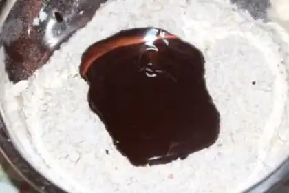Make Chocolate oatmeal energy ball step 2