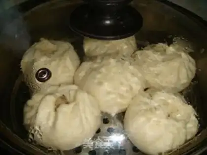Make Onion bun step 10