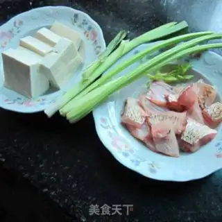 Make Tofu boiled fish step 0