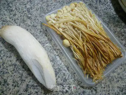 Make Gold needle mushrooms with almond mushrooms step 0