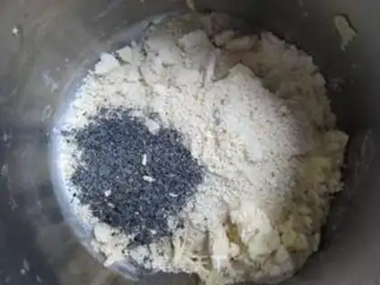Make Peanut sesame pancakes step 5