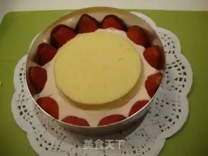 Make Strawberry cheese mousse step 19
