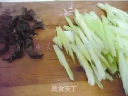 Make The Celery Lily step 2