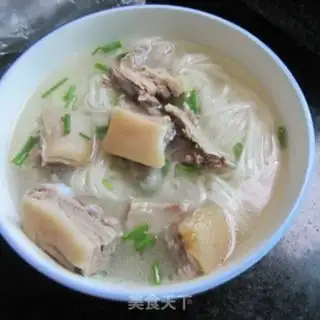 Make Clear the lamb noodles step 4