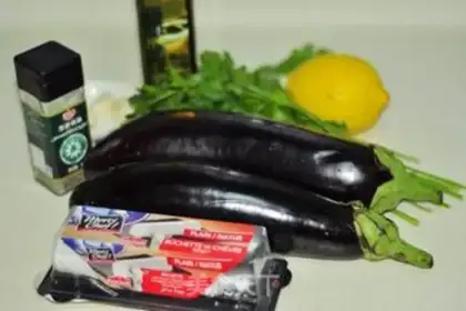 Make A goat cheese and cheese step 0