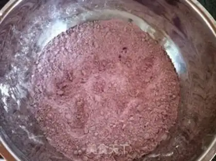 Make Potato-coloured buns step 1
