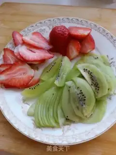 Make Fruit birthday cake step 1