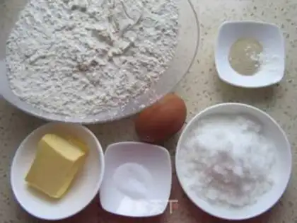Make Old bread step 0
