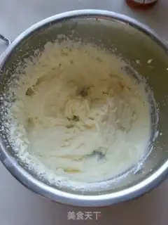 Make Fruit birthday cake step 3