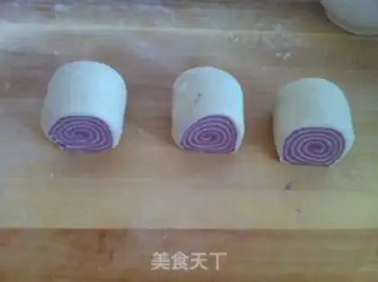 Make Potato-coloured buns step 8