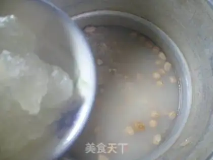 Make Milk eggs, black sesame toast step 5