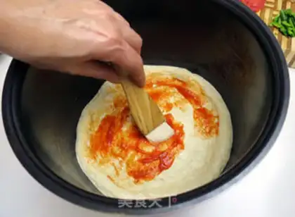 Make shrimp cheese pizza step 5