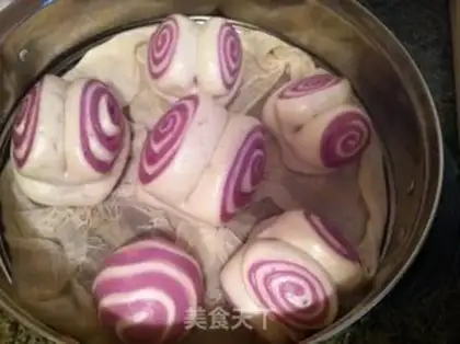 Make Potato-coloured buns step 14