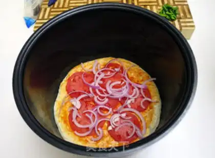 Make shrimp cheese pizza step 7