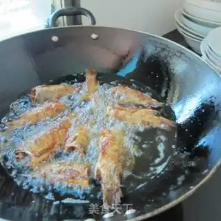 Make Sausage fish step 5