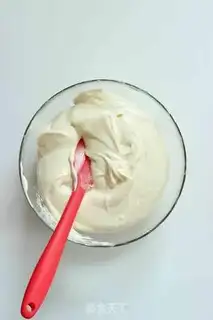 Make Coco sponge cake step 8