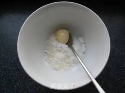 Make The original egg tower step 1