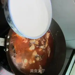 Make Celery garlic spicy fish step 4
