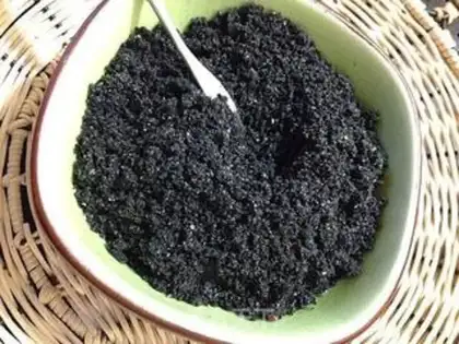 Make Pineapple sesame dates step 1