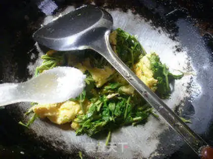 Make Fried eggs step 9