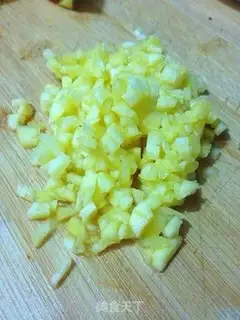 Make Pineapple sesame dates step 3