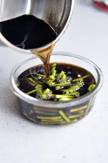 Make Pickle step 16