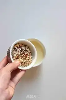 Make Soft chocolate with nuts step 4