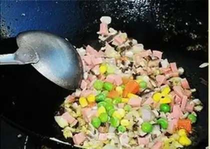 Make Sweet Jelly omelet step 2