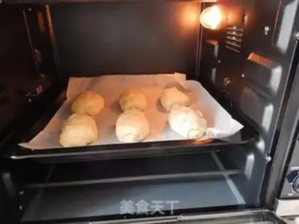 Make Onion ham and sausage bread step 14