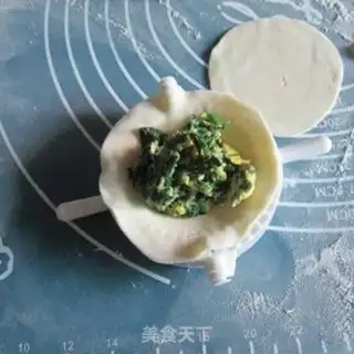 Make Eggs and pickles step 3