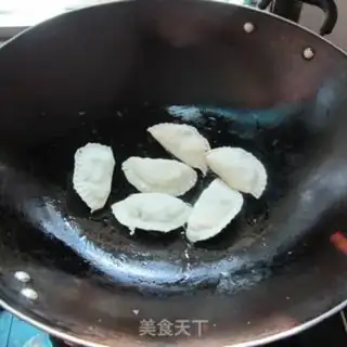 Make Eggs and pickles step 6