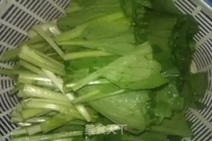 Make Sour sauce step 1