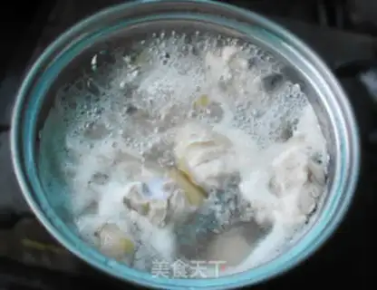Make Piggy hoof soup step 2