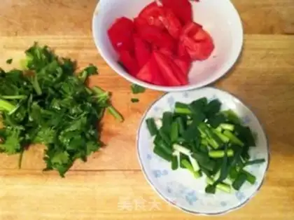 Make Purple tomato eggplant soup step 1