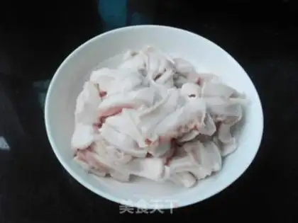 Make Hot cabbage makes meat step 1