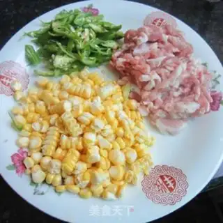 Make Sweet corn fried meat step 1