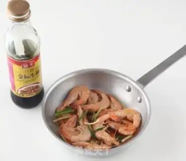 Make Shrimp onions step 1