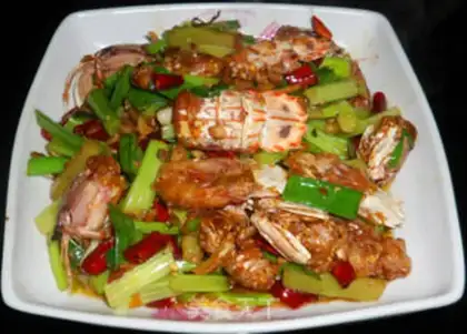 Make Spicy shrimp crawling step 14