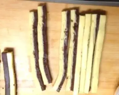 Make Chess cookies step 10