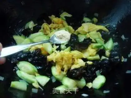 Make Scrambleded eggs step 9